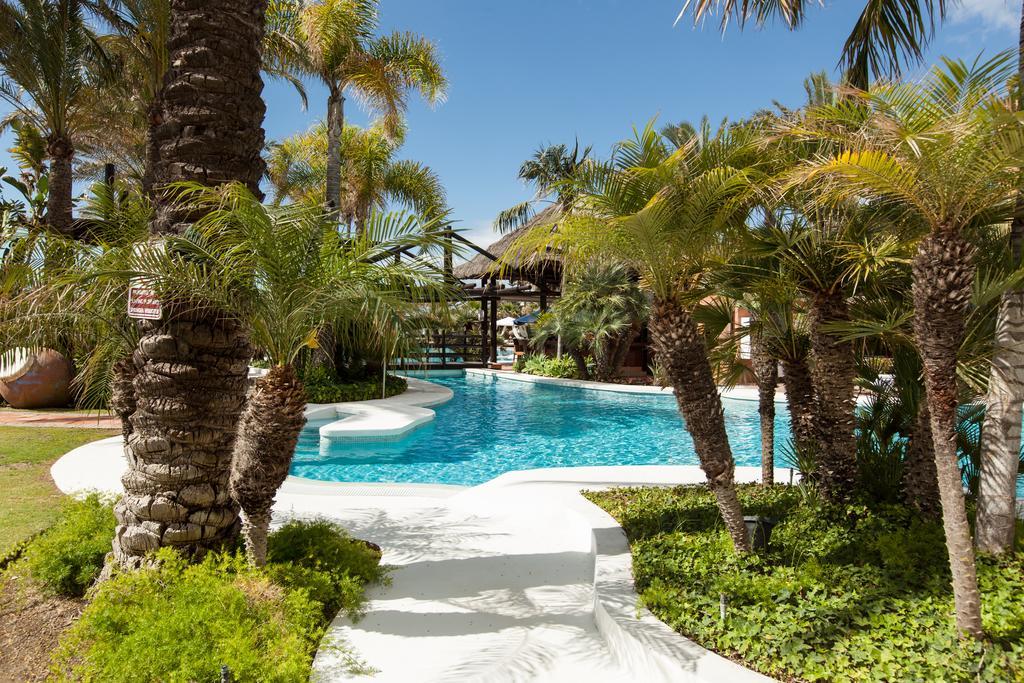 Bahia Beach Apartments Estepona Exterior photo